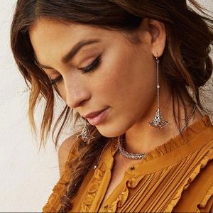 Kendra Scott Diana shoulder duster earrings